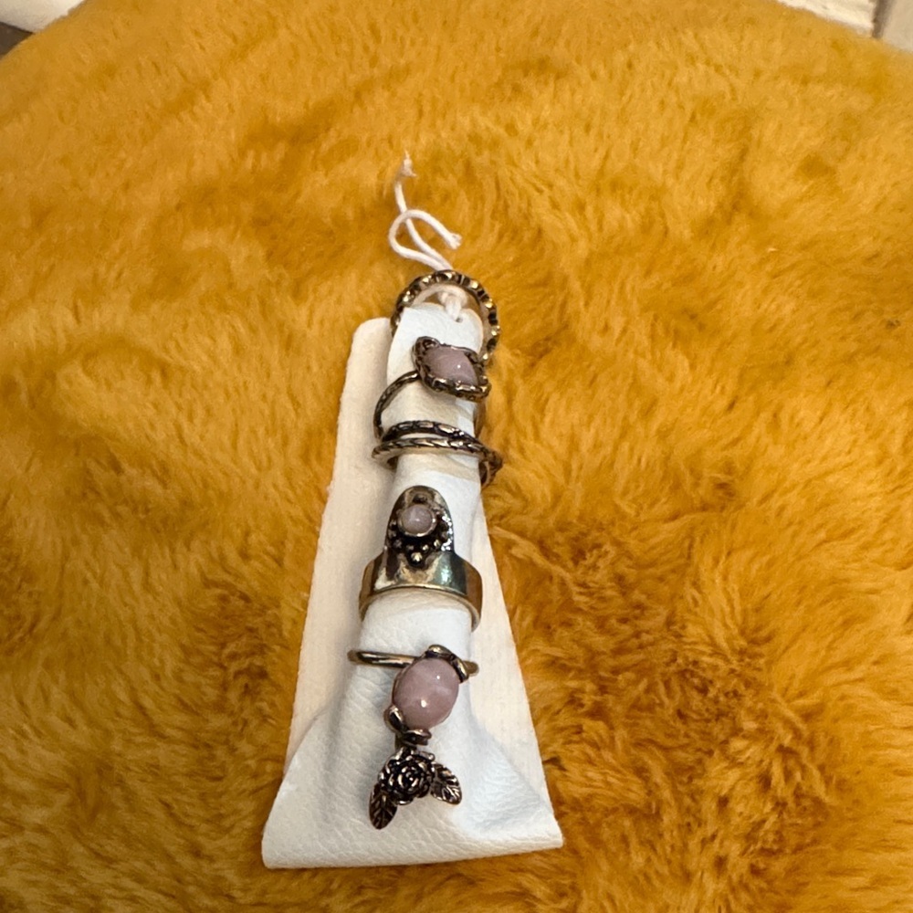 Bohemian Elegant Silver and Pink Ring Set (5 pieces)